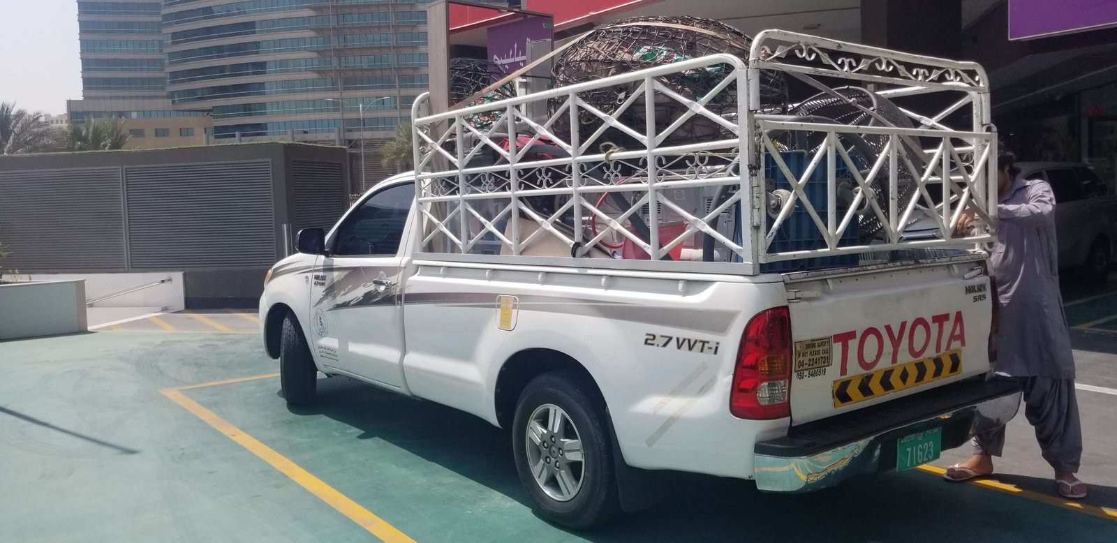 Pickup Truck For Moving Shifting In Bur Dubai 0523820987