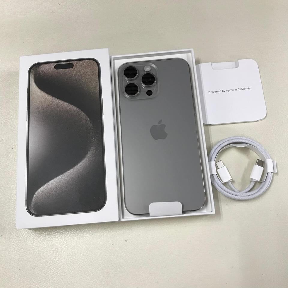 For Sell :Brand New Original Apple iPhone 15 Pro Max 256GB