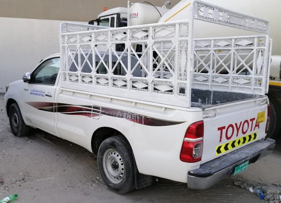 1 Ton Pickup For Rent In Dubai