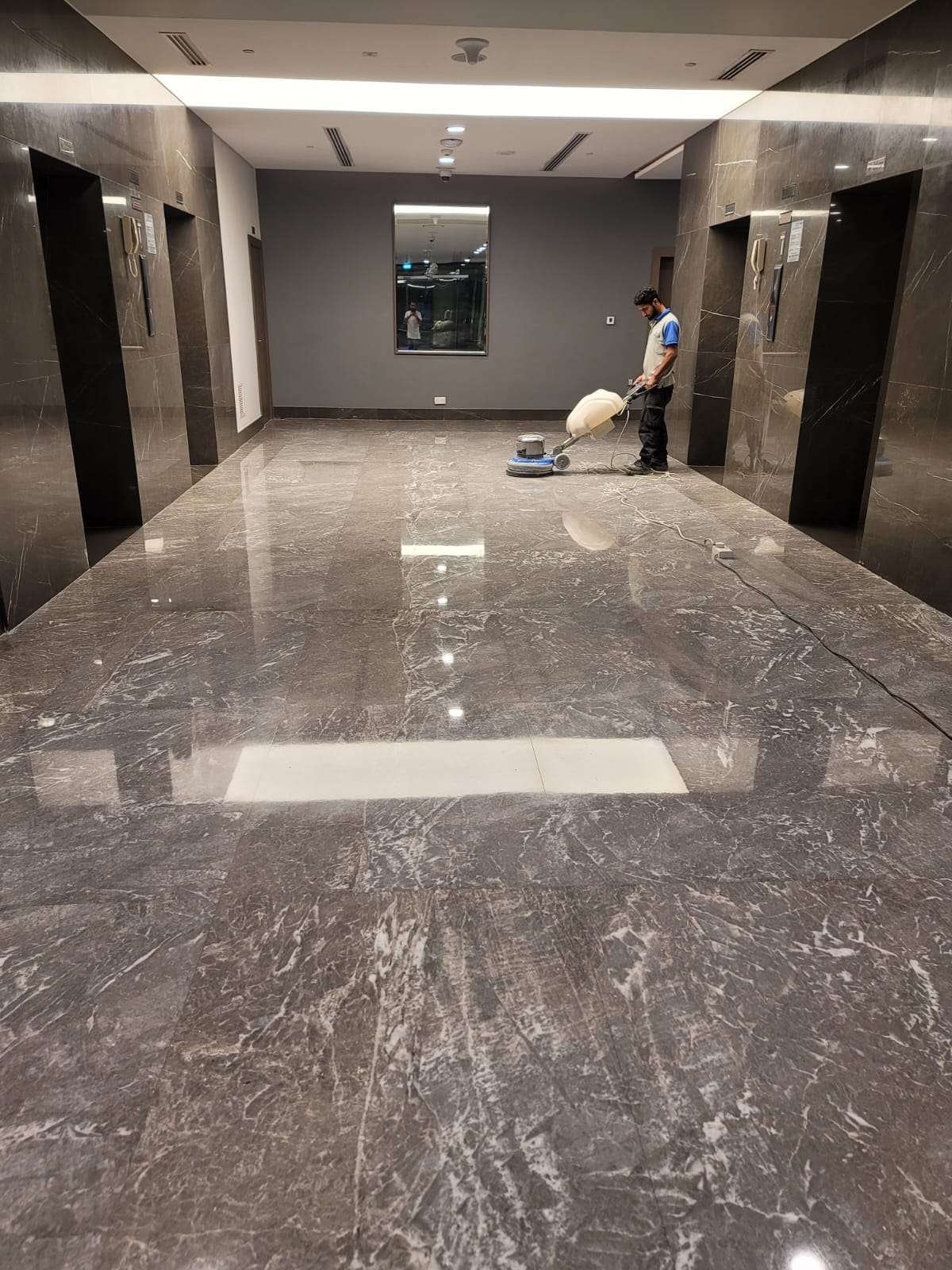 Marble Polishing Services Za'abeel Dubai 0568737023